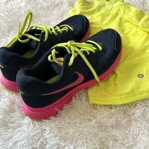Nike Womens Revolution 2 554900-463 navy pink Running Shoes Sneakers Size 9